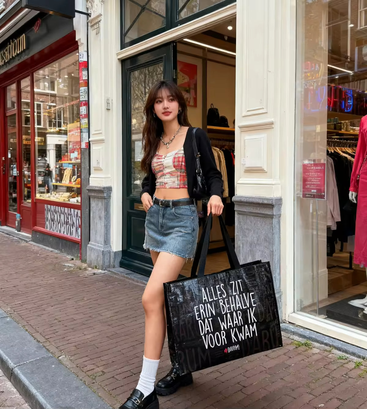 Hot Selling 2025 Newest Popular Black Waterproof Eco-friendly Shopping PP Woven Carry Bag for Supermarkets